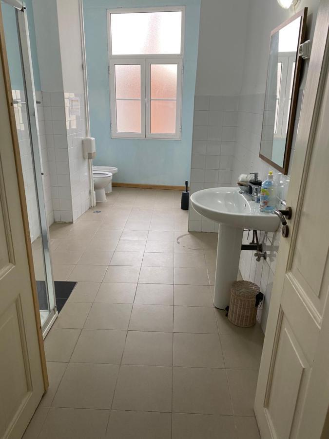 Nature Chiado 2- Cozy Little Double Room With Shared Bathroom Lisboa Dış mekan fotoğraf
