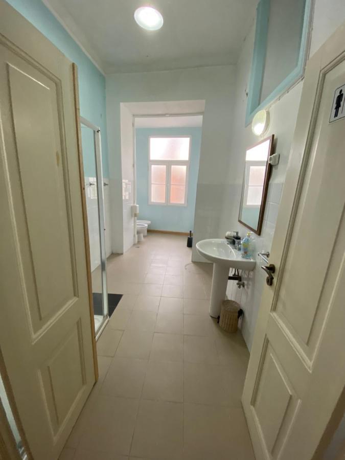 Nature Chiado 2- Cozy Little Double Room With Shared Bathroom Lisboa Dış mekan fotoğraf
